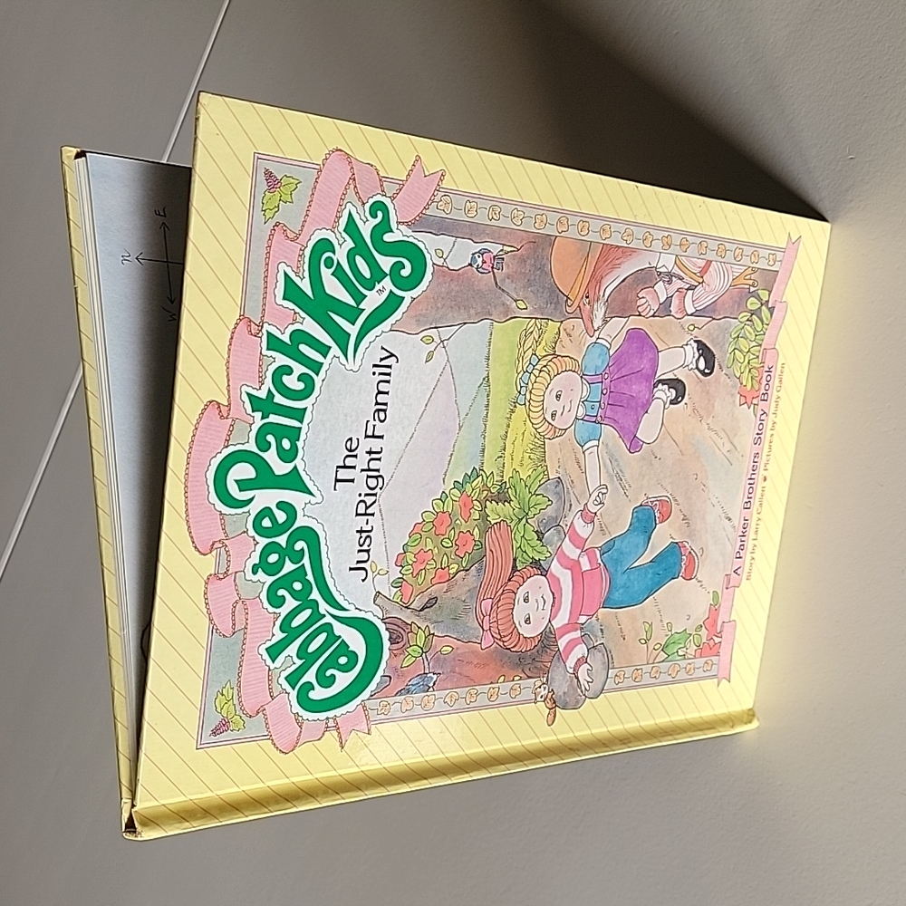 Vintage Cabbage Patch Kids Hardcover Book - The Just-Right Family